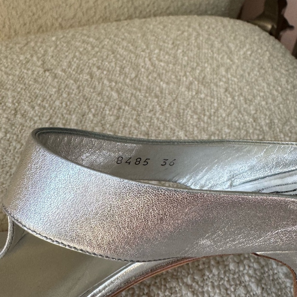 Prada silver metallic thong slide - image 7
